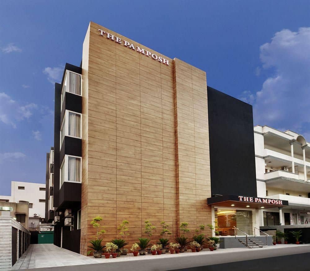 Hotel The Pamposh - New Delhi Hotel The Pamposh - New Delhi