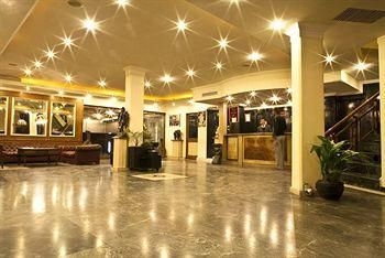 The Piccadily Manali4