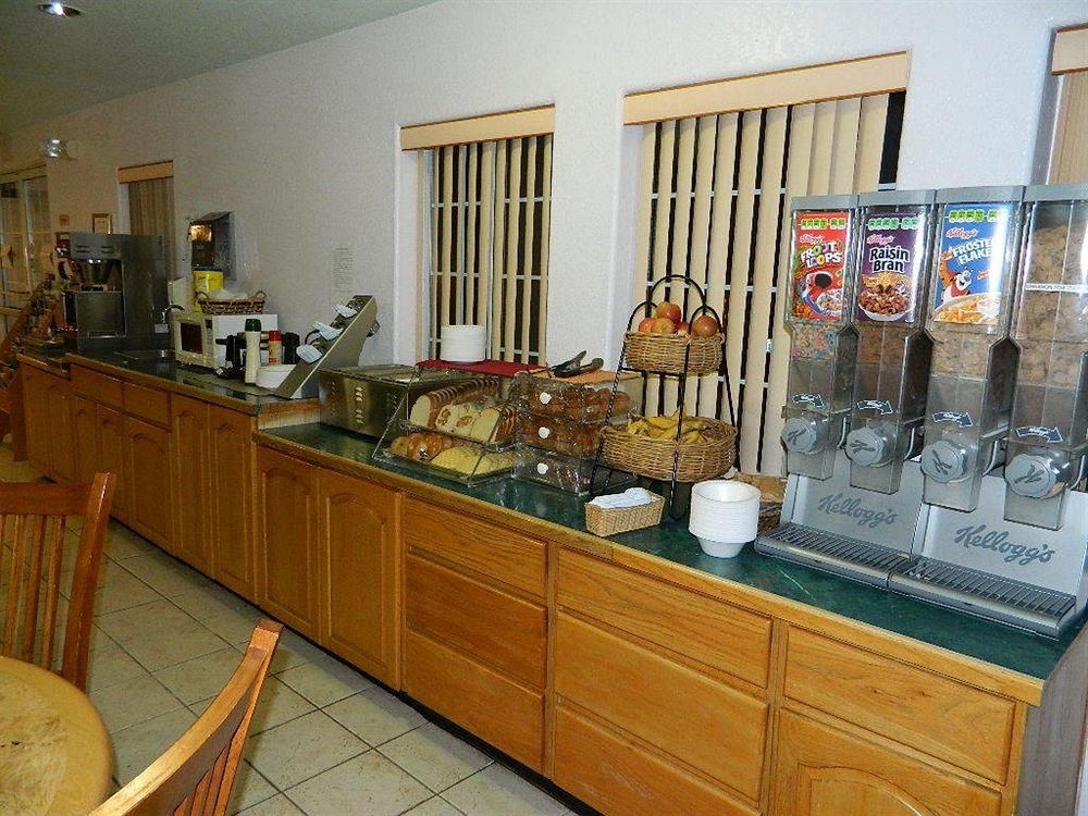 California Inn3