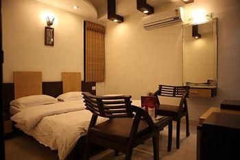 Hotel Pahwa International1