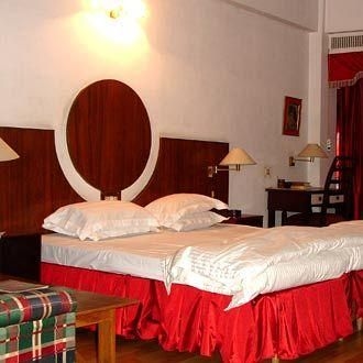 Hotel Samrat0