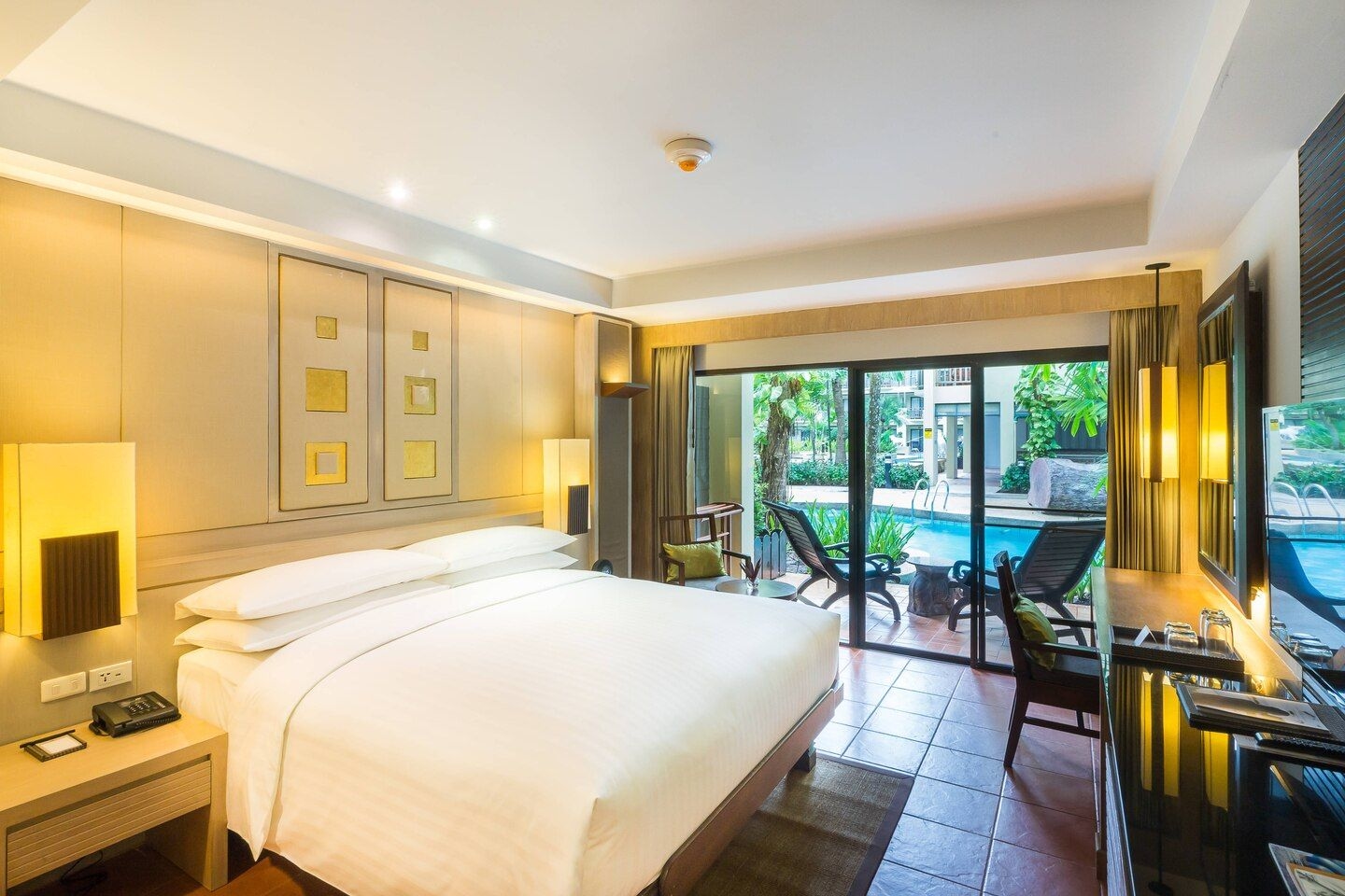 ภูเก็ต แมริออท รีสอร์ต แอนด์ สปา เมอร์ลิน บีช (Phuket Marriott Resort & Spa, Merlin Beach)1