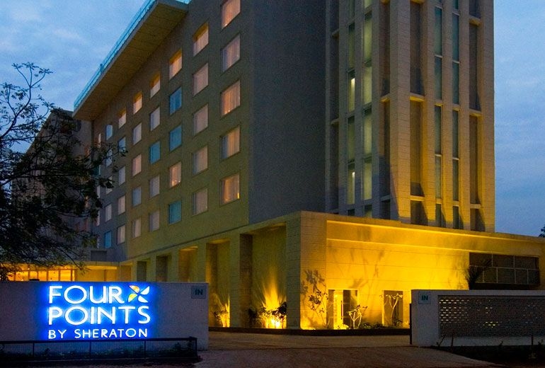 Radisson Hotel Agra2