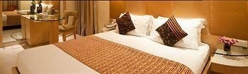 โรงแรมแอสคอท (Ascot Hotel)1