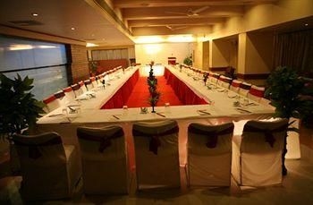 Hotel Shri Ram Excellency3