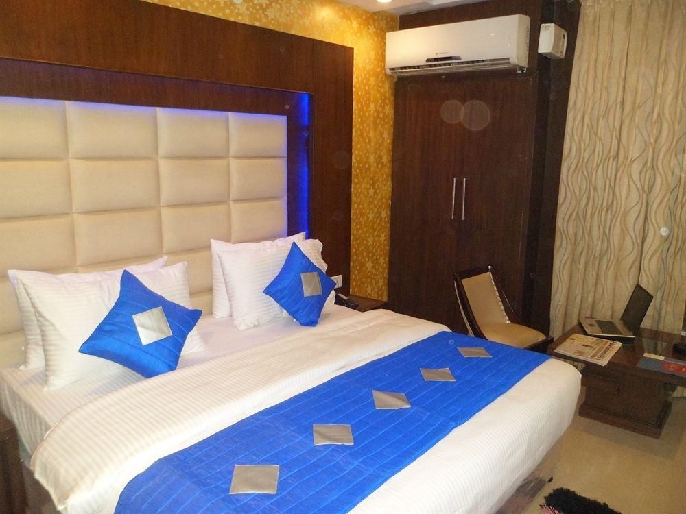 โรงแรมเชลตัน (Hotel Shelton)3