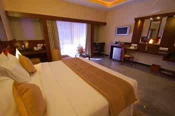 Velan Hotel Greenfields