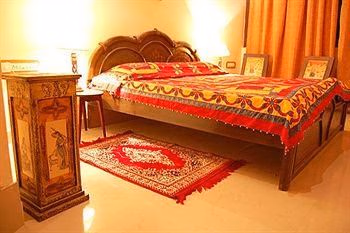 Hotel Kiran Vilas4