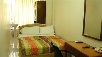 โรงแรมเบนท์ลีย์ (Bentley Hotel)1