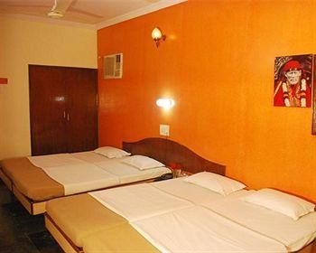 Hotel Sai Sahavas1