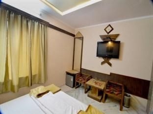Hotel Natraj Yes Please1