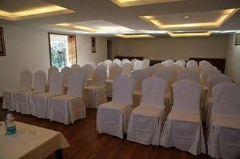 Deccan Plaza Hotel - Ooty Deccan Plaza Hotel - Ooty