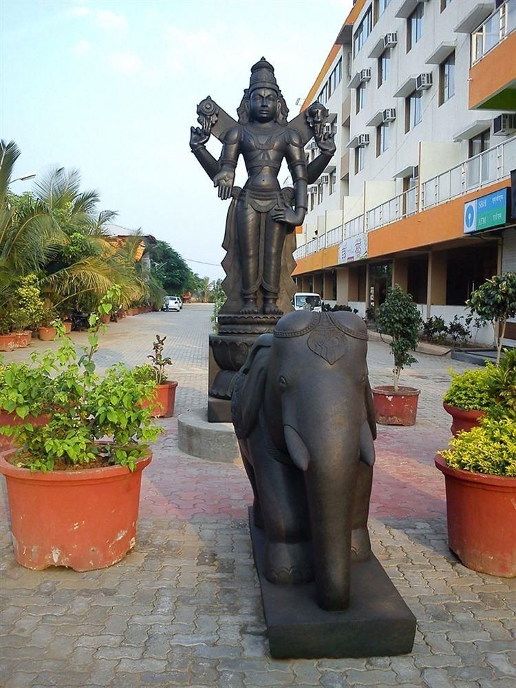 Hotel Icchapurti Sai Residency1