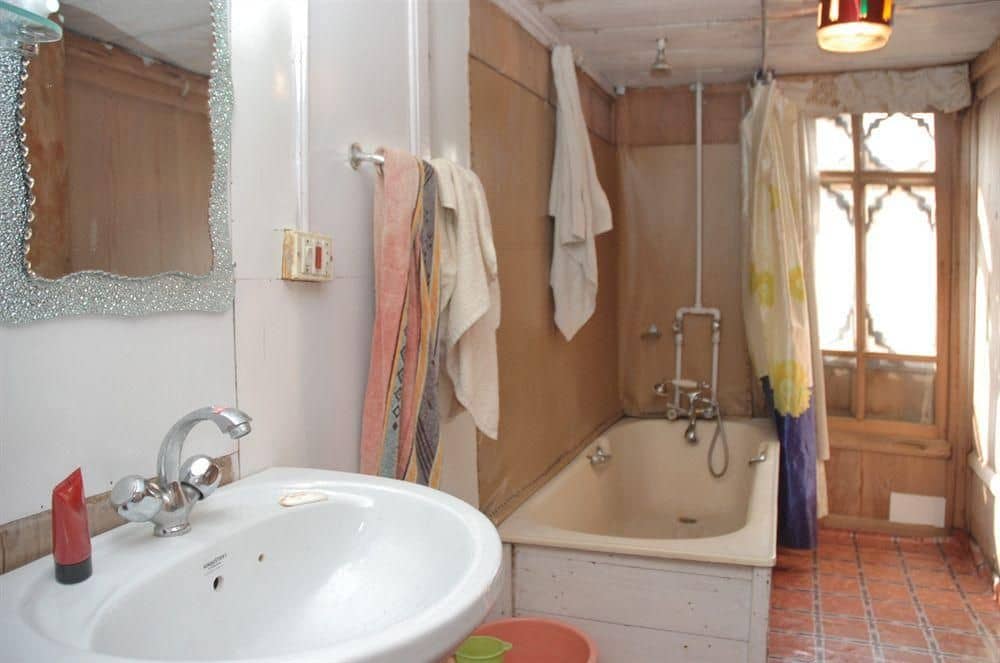 Houseboat Zaindari Palace Houseboat Zaindari Palace