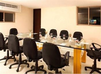 Hotel Pearl Continental4