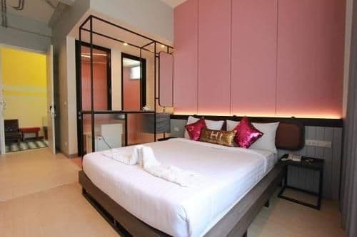 Deluxe Double or Twin Room