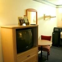 Tiffany Inn Corona3