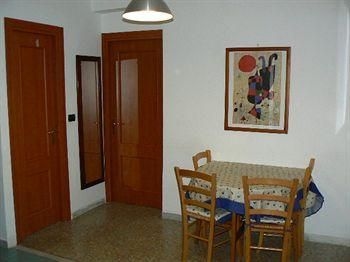 Tourist House Ostiense4