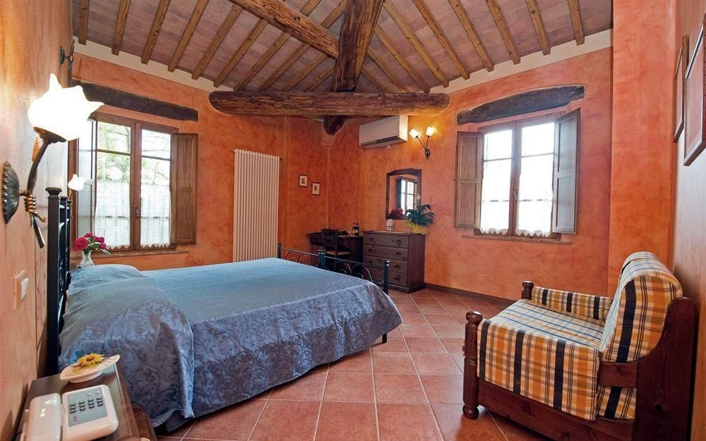 Villa Di Nottola3