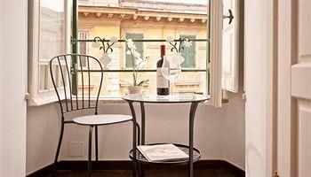 Pigneto Luxury Rooms4
