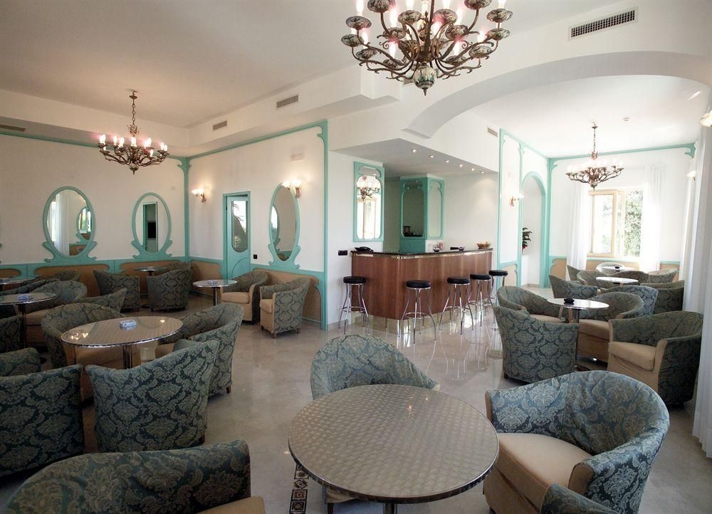 Hotel Villa Paradiso0