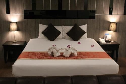 Deluxe Double Room with Pool Access