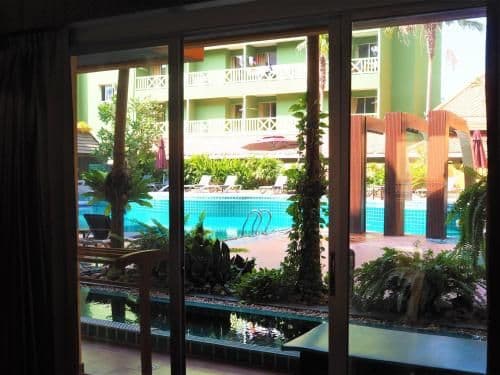 Deluxe Double Room with Pool Access
