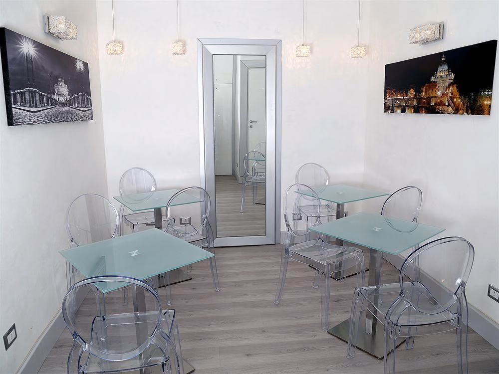 Piccolo Piazza di Spagna Suites2