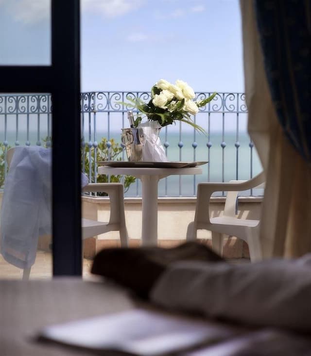 Double or Twin PARTIAL SEA VIEW