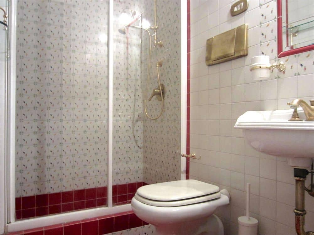 Temporary House - Independent House Temporary House - Independent House