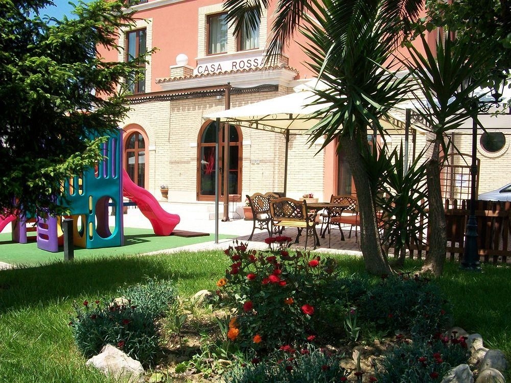Hotel Ristorante Casa Rossa0