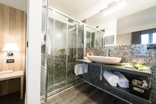 JUNIOR SUITE STANDARD