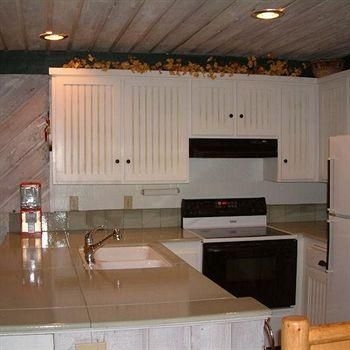 Snowbird Condos At Mammoths Canyon Lodge3