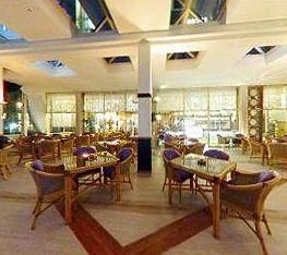 Hotel Universo1