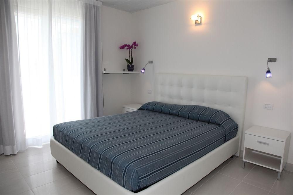 Apparthotel Holiday0