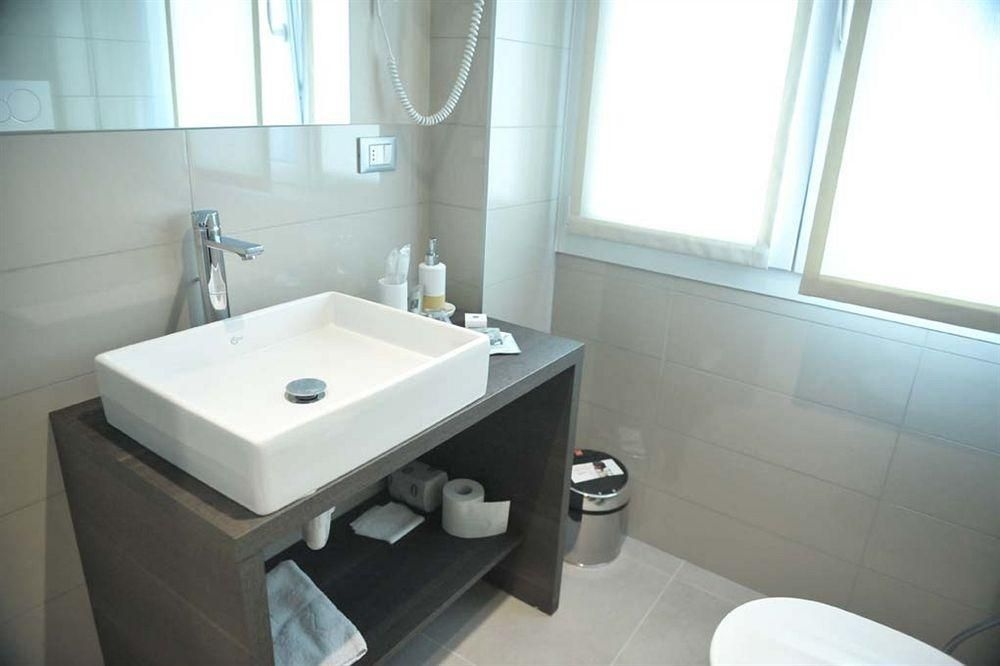 Hotel Lungolago Lecco0