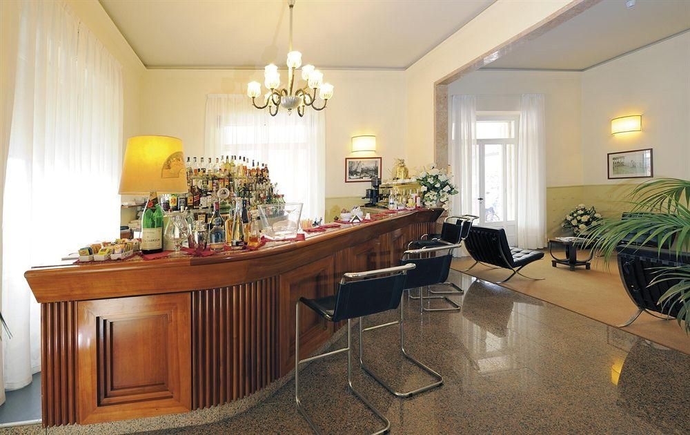 Grand Hotel Riviera0