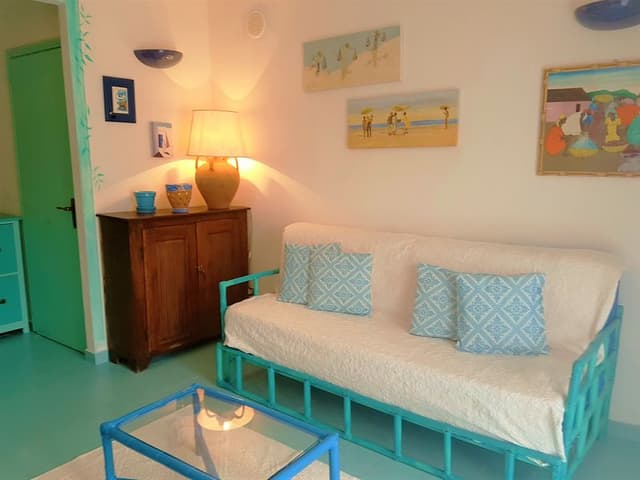 APARTMENT CAPACITY 6 TWO BEDROOMS