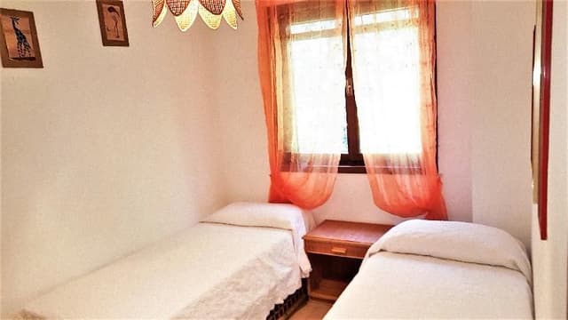 APARTMENT CAPACITY 6 TWO BEDROOMS