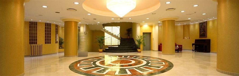 Grand Hotel Paradiso2