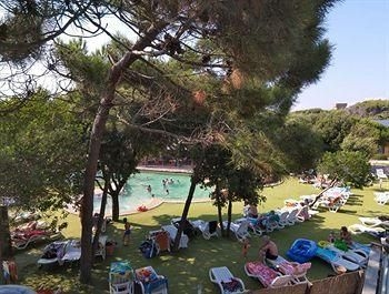 Canado Hotel e Residence1
