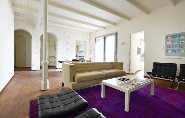 APARTMENT THREE BEDROOMS