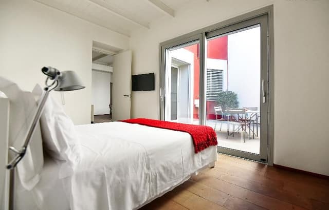 APARTMENT THREE BEDROOMS