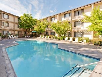 Hawthorn Suites By Wyndham Sacramento2