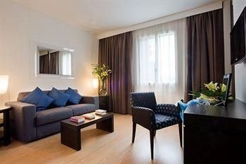 Hotel Resort Lacona1