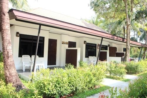 Nai Yang Beach Resort & Spa4