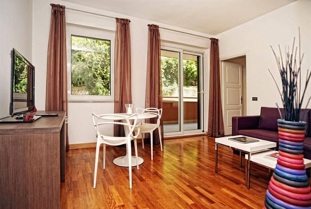 Suites Rome 55 Suites Rome 55