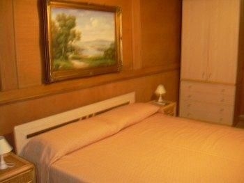 Flora B&B0