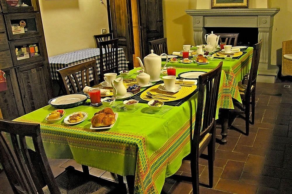 Tassinaia Bed & Breakfast0
