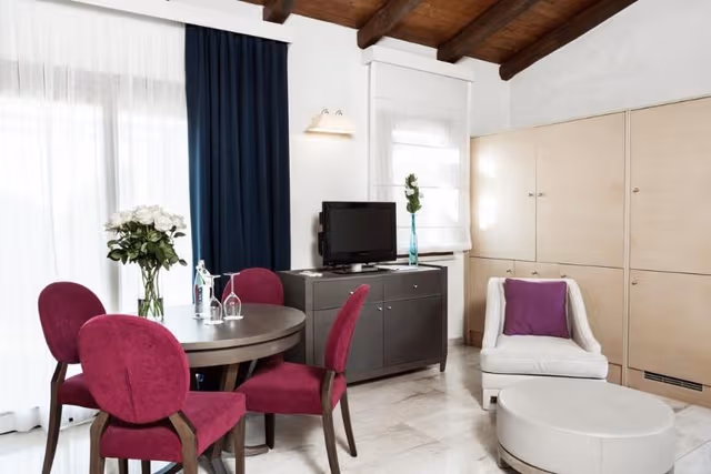 SUITE GARDEN VIEW